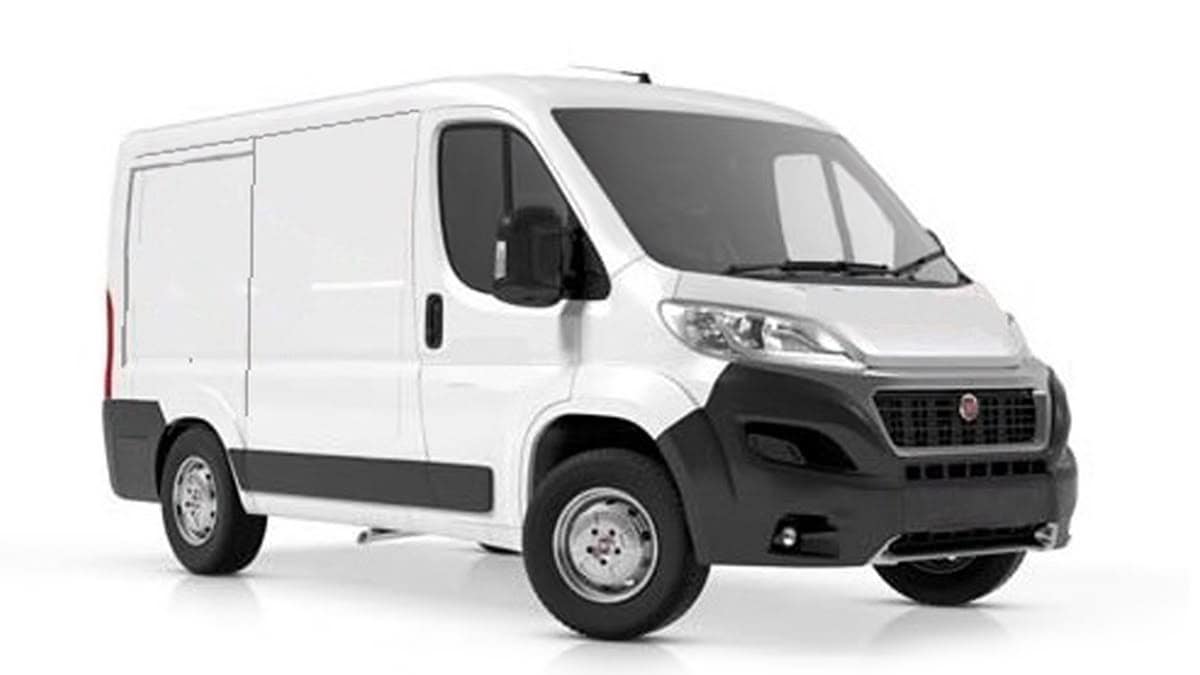 Fiat Ducato tetto basso a noleggio disponibile presso Lu.Ma.Tos